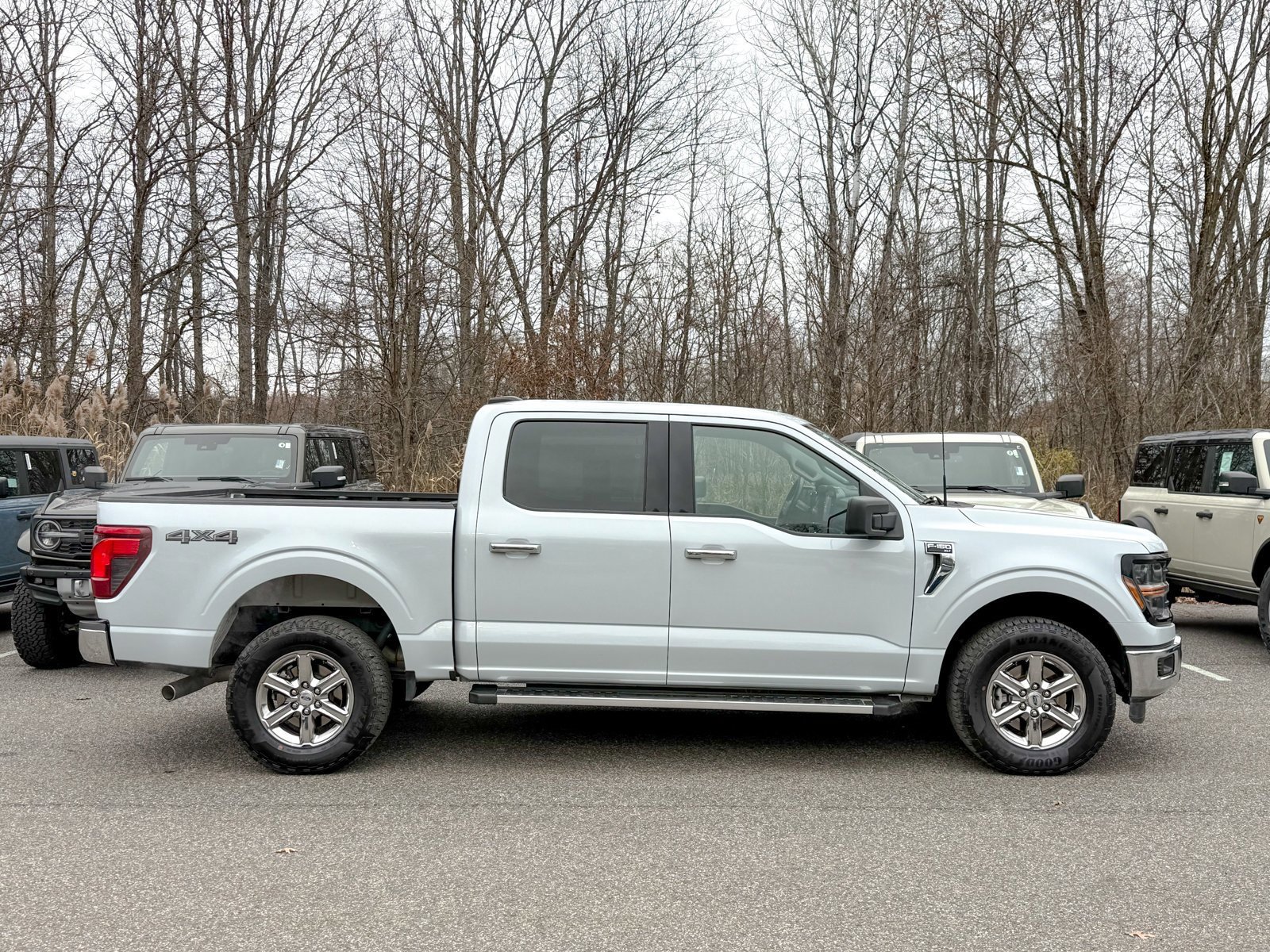 Certified 2025 Ford F150 XLT w/ Equipment Group 301A Standard image 2