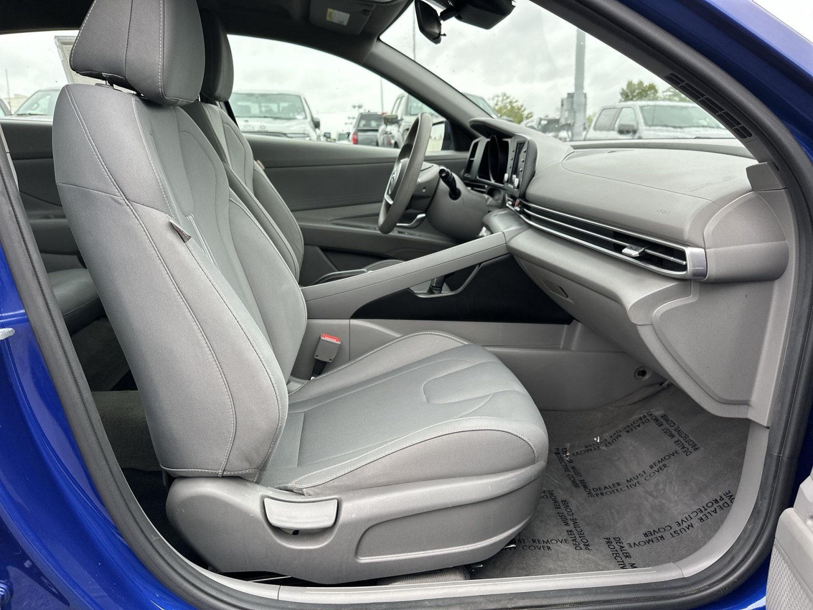 Used 2023 Hyundai Elantra SEL FWD image 27