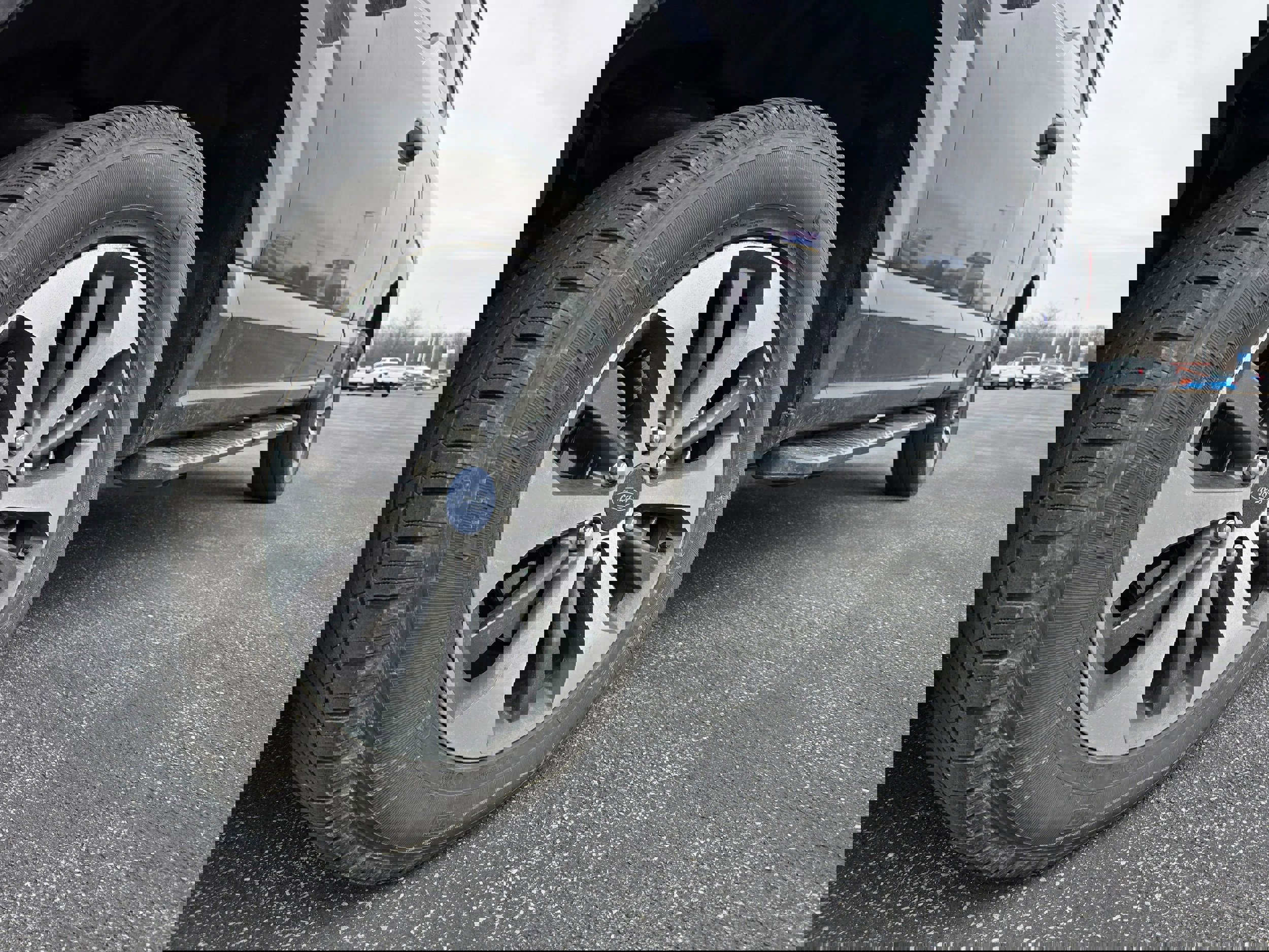 Certified 2019 Ford F150 XL w/ Equipment Group 101A Mid image 19