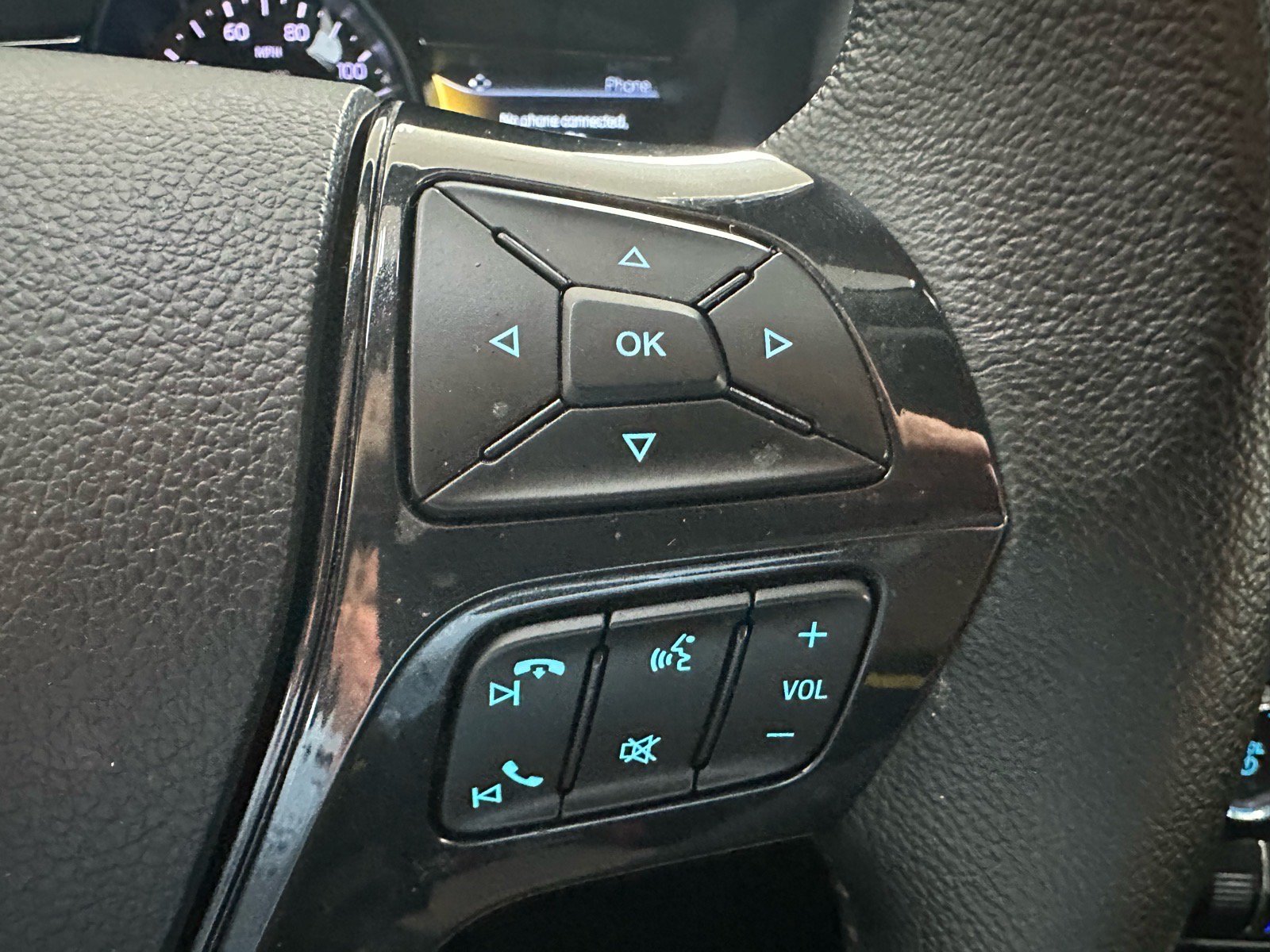 Certified 2019 Ford Explorer XLT w/ Equipment Group 201A FWD image 37