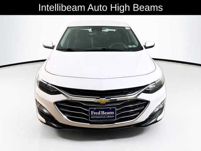 Used 2023 Chevrolet Malibu LT FWD image 2