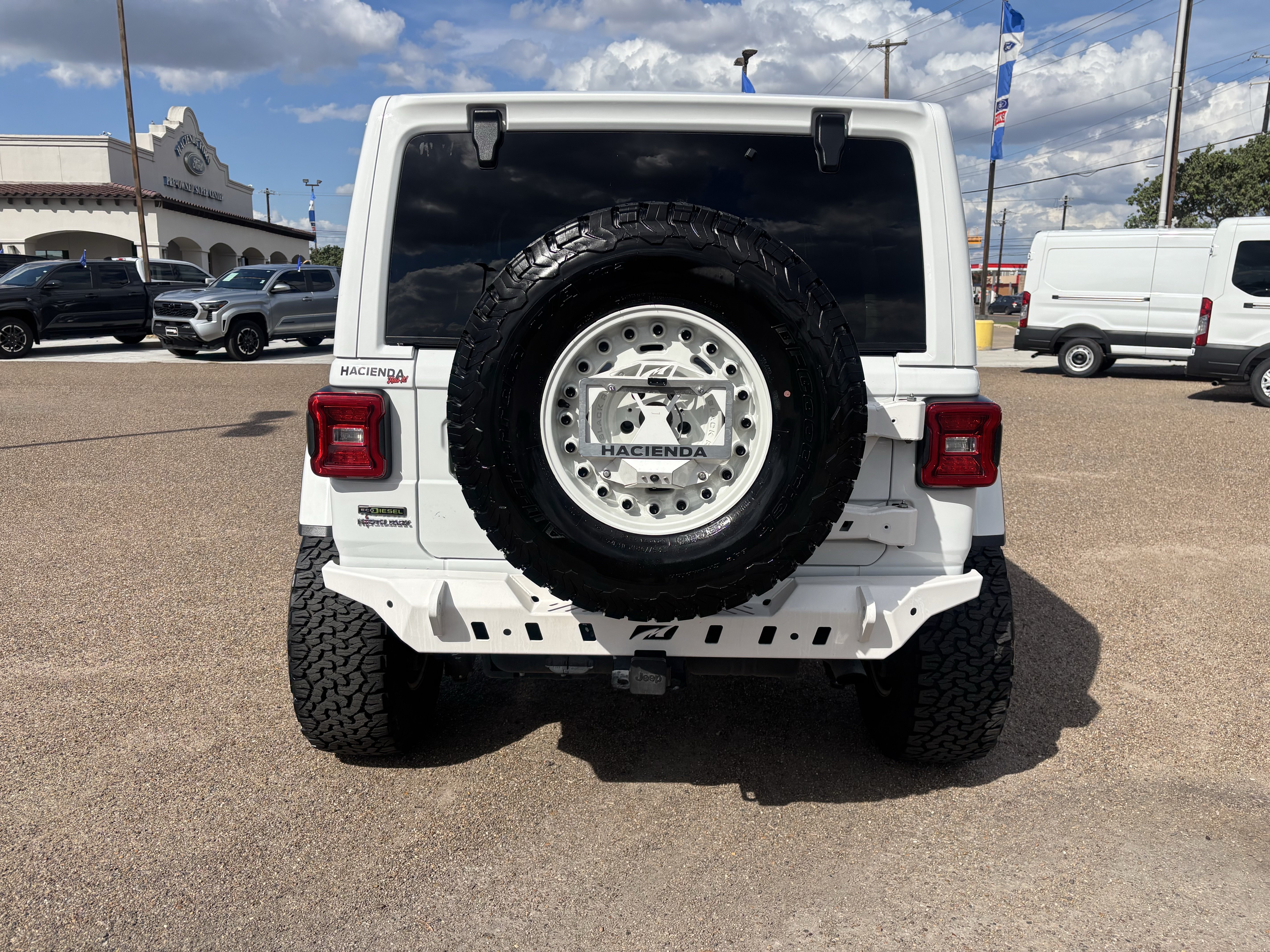 Used 2021 Jeep Wrangler Unlimited Rubicon AWD/4WD image 3