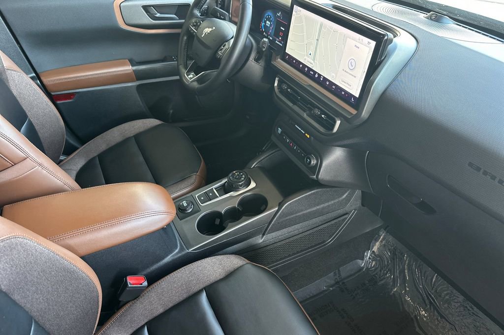 Certified 2025 Ford Bronco Sport Outer Banks w/ Outer Banks Tech Package+ AWD/4WD image 18