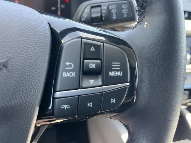 Certified 2025 Ford Escape SE FWD image 39