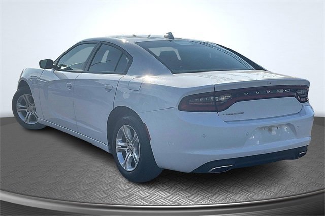 Used 2023 Dodge Charger SXT image 2