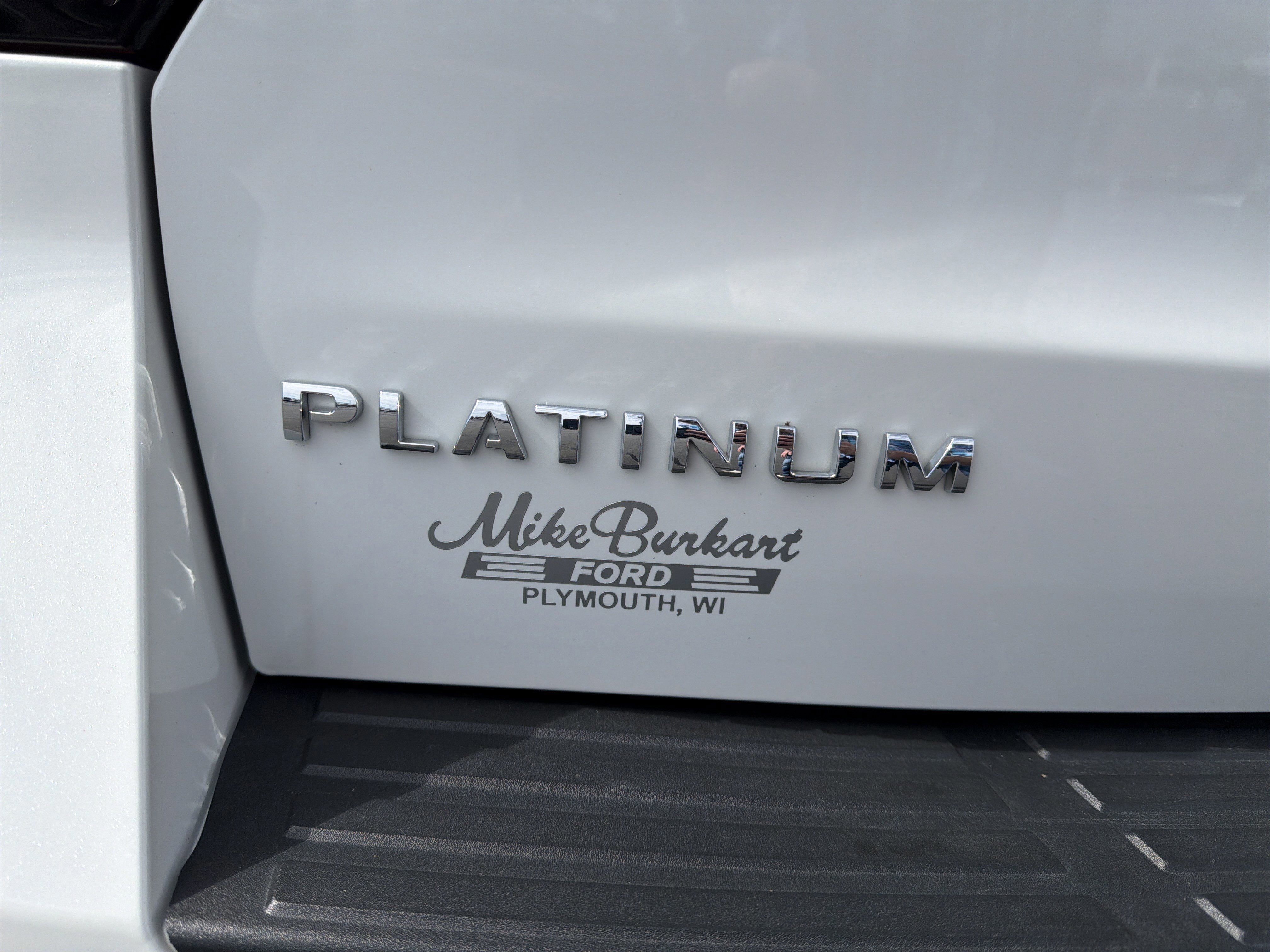 Certified 2024 Ford Expedition Max Platinum image 17
