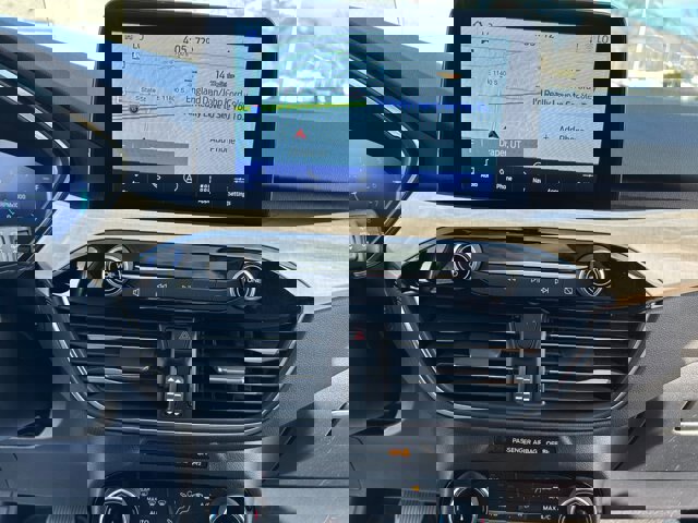 Certified 2022 Ford Escape Titanium w/ Titanium Elite Package image 19