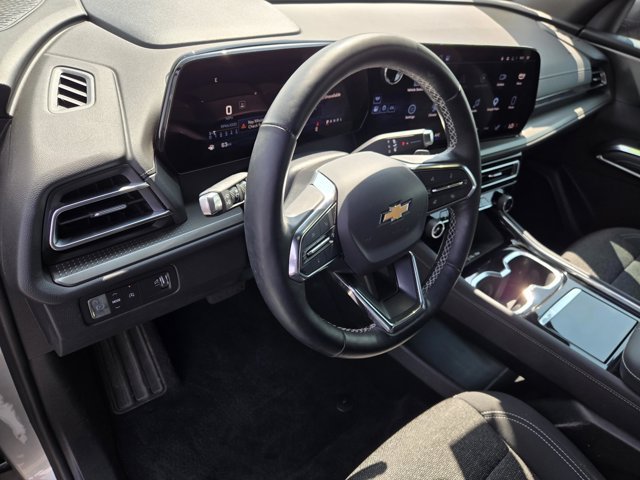 Used 2024 Chevrolet Traverse LT FWD image 18