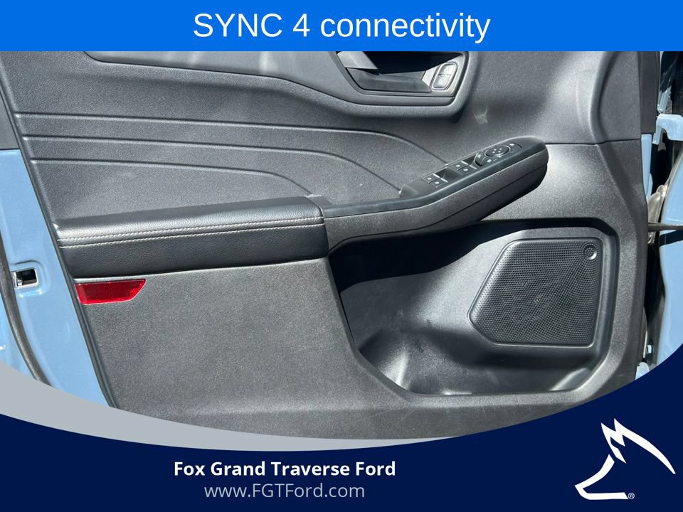Certified 2025 Ford Escape Active AWD/4WD image 10