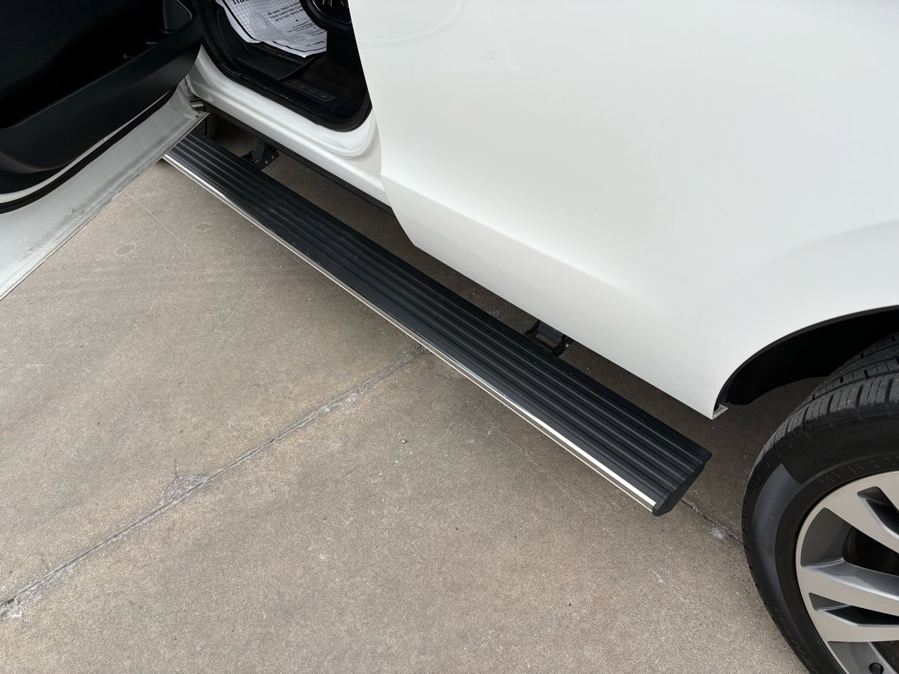 Certified 2020 Ford Expedition Platinum image 15