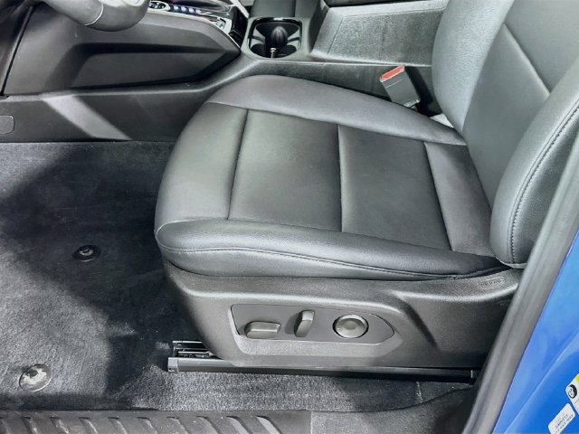 Used 2025 Chevrolet Colorado Trail Boss AWD/4WD image 26