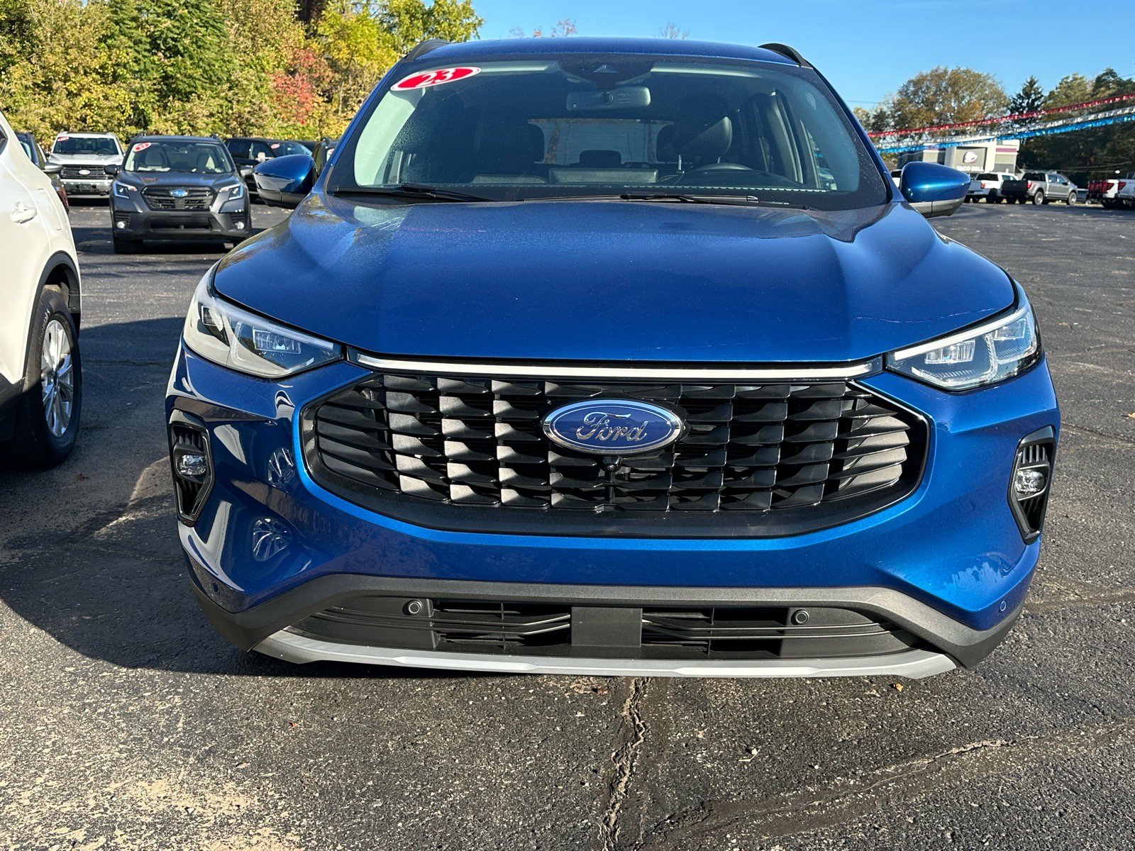 Certified 2023 Ford Escape Platinum w/ Premium Technology Package AWD/4WD image 2