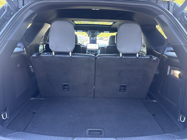 Certified 2025 Ford Explorer ST AWD/4WD image 6