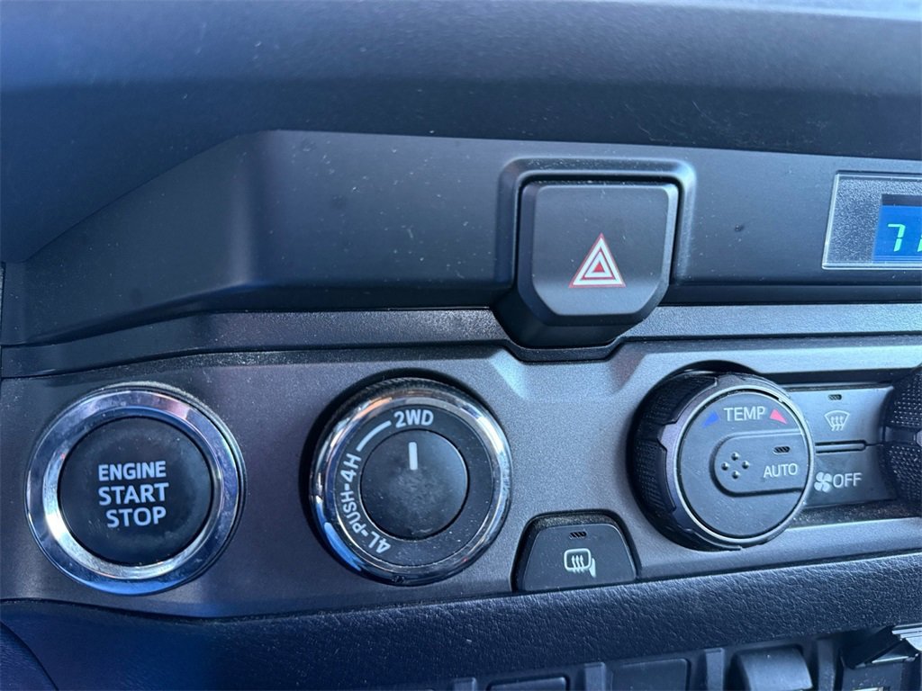 Used 2023 Toyota Tacoma TRD Off-Road image 17
