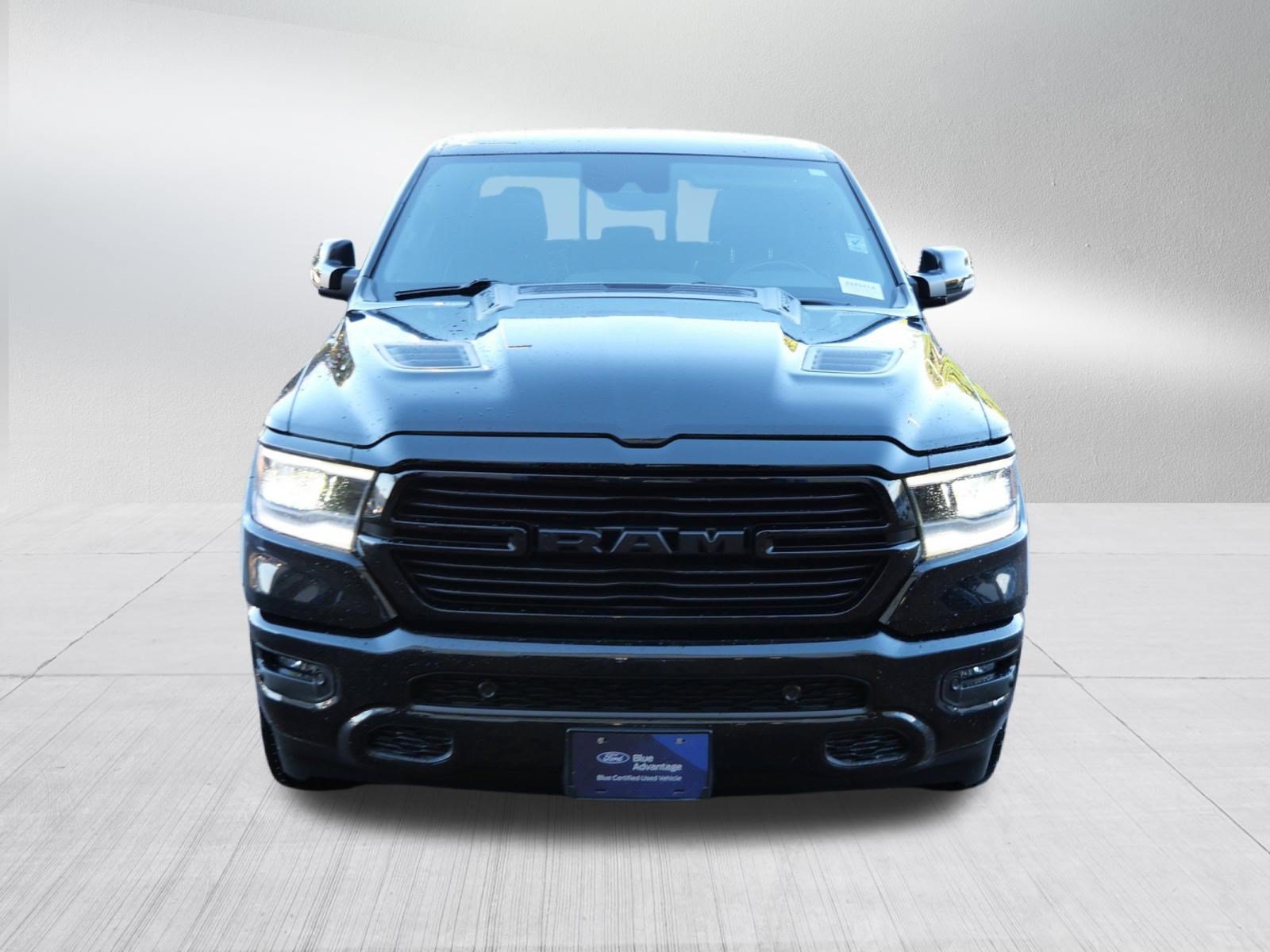 Used 2022 RAM 1500 Laramie AWD/4WD image 2