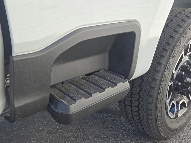 Certified 2025 Ford F350 Platinum image 14