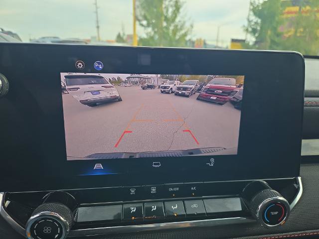 Used 2024 Chevrolet Colorado Z71 w/ Safety Package AWD/4WD image 14