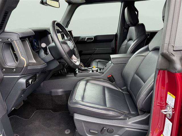 Certified 2025 Ford Bronco Badlands AWD/4WD image 11
