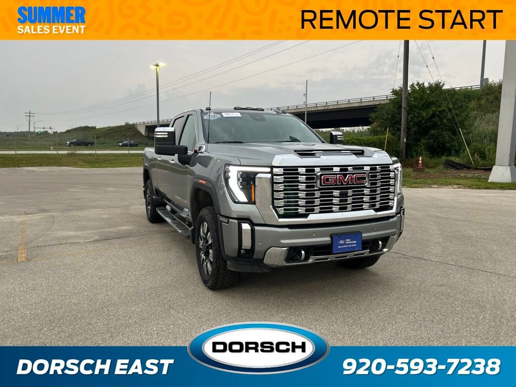 Used 2024 GMC Sierra 2500 Denali w/ Denali Reserve Package AWD/4WD image 4