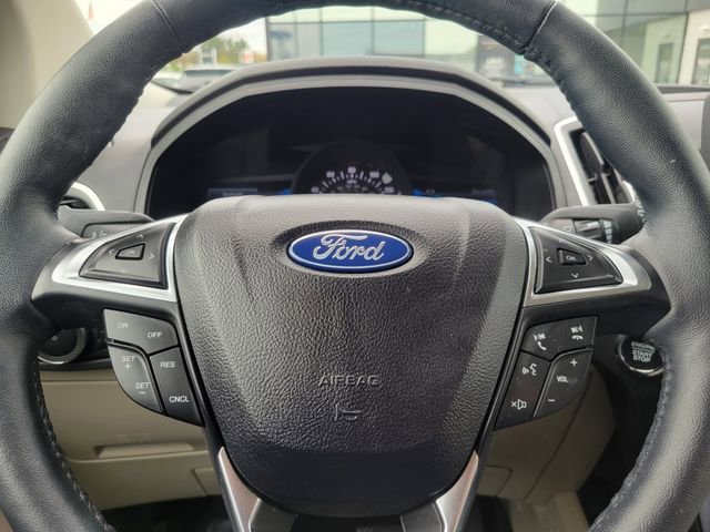 Certified 2024 Ford Edge Titanium AWD/4WD image 10