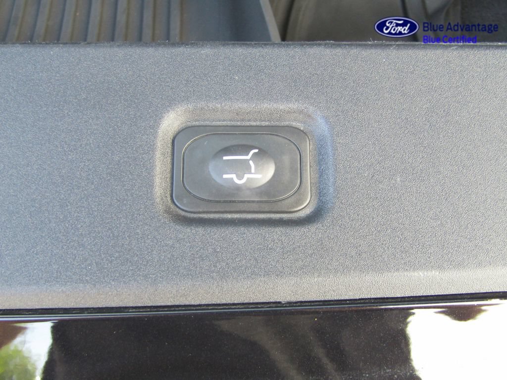 Certified 2025 Ford Expedition King Ranch AWD/4WD image 30