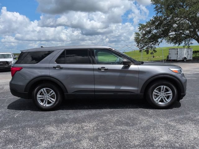 Certified 2022 Ford Explorer 2WD image 4