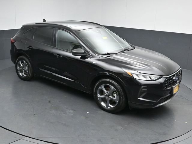 Certified 2024 Ford Escape ST-Line w/ Tech Pack #1 AWD/4WD image 45