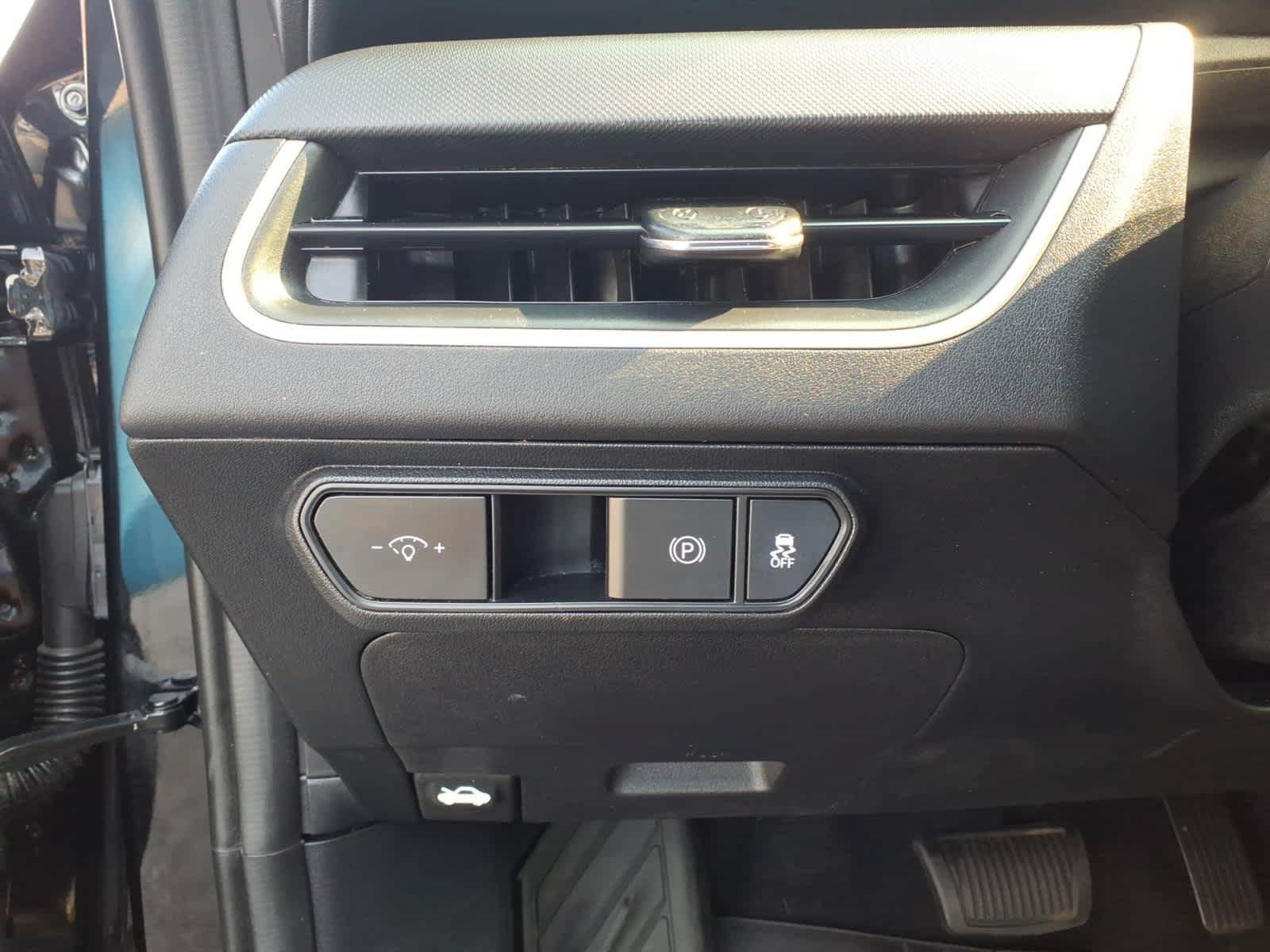 Used 2025 Kia K4 FWD image 13