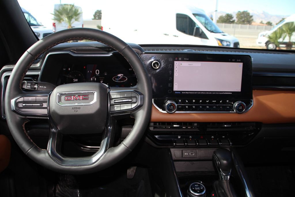 Used 2024 GMC Canyon AT4 w/ AT4 Premium Package image 17