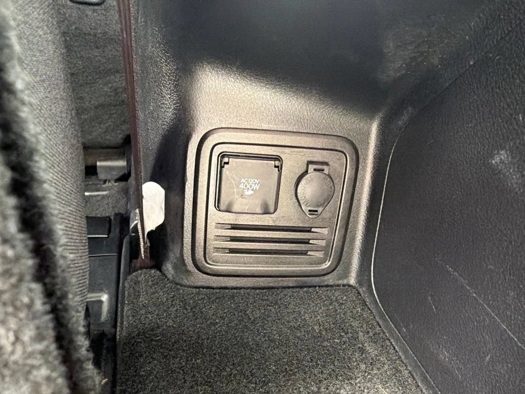 Used 2018 Toyota 4Runner SR5 AWD/4WD image 48