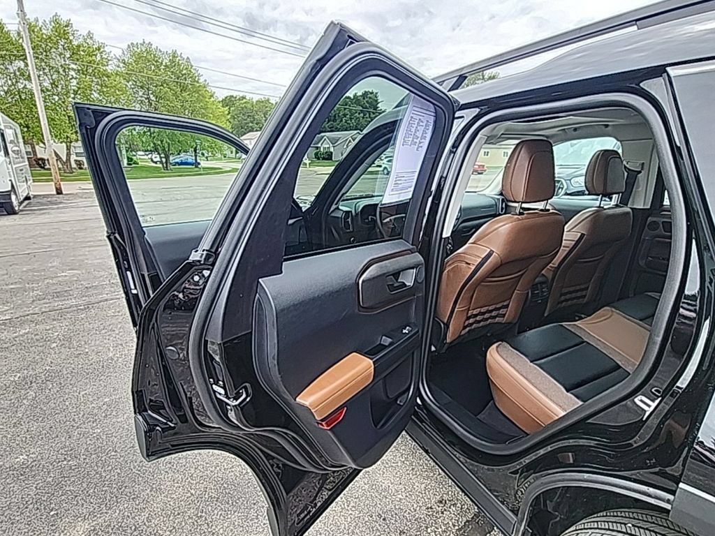 Certified 2025 Ford Bronco Sport Outer Banks w/ Outer Banks Tech Package+ AWD/4WD image 17