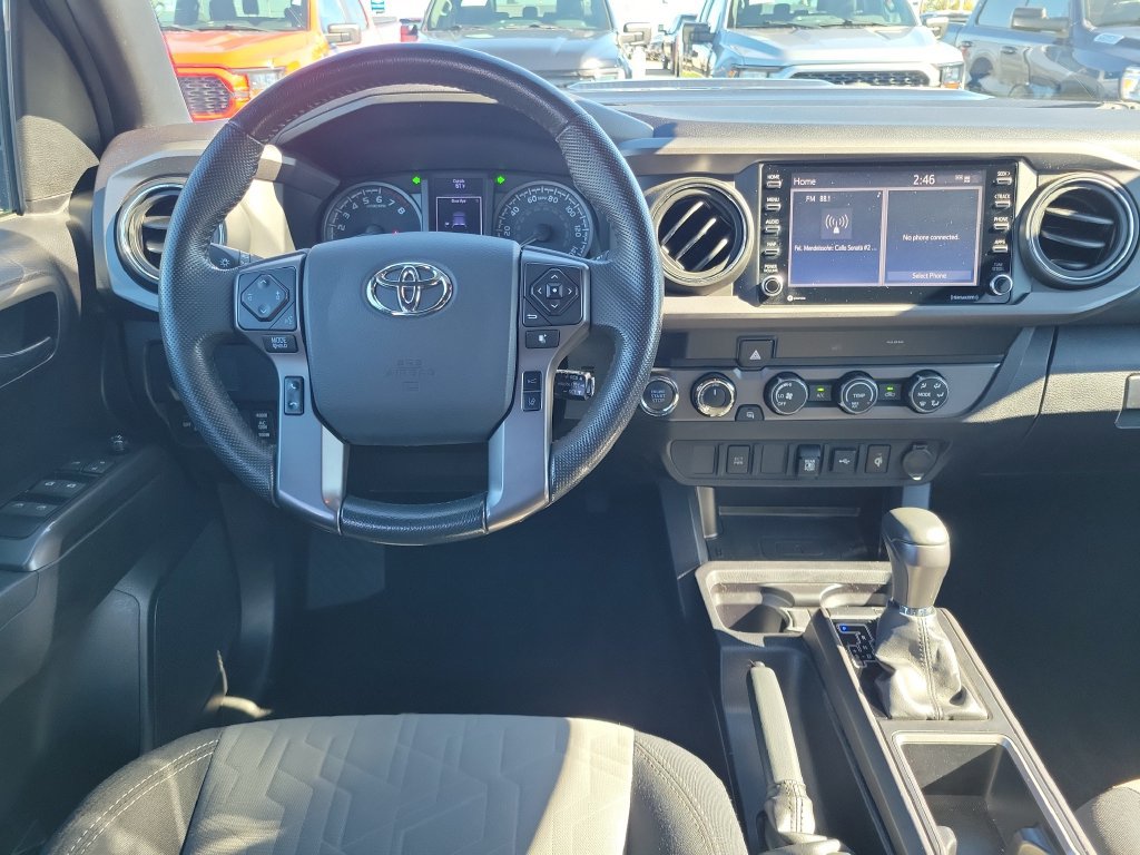Used 2020 Toyota Tacoma TRD Sport AWD/4WD image 13