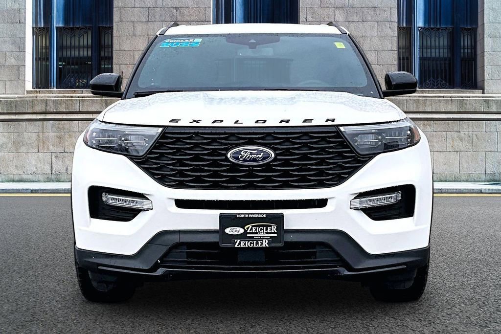 Certified 2022 Ford Explorer ST-Line w/ Class IV Trailer Tow Package AWD/4WD image 3