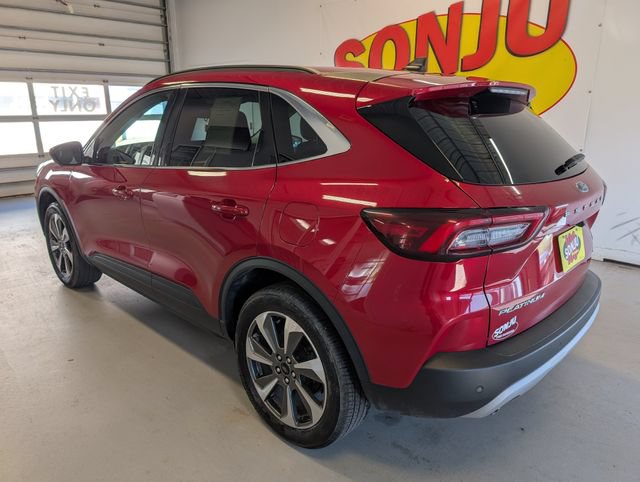Certified 2024 Ford Escape Platinum AWD/4WD image 3