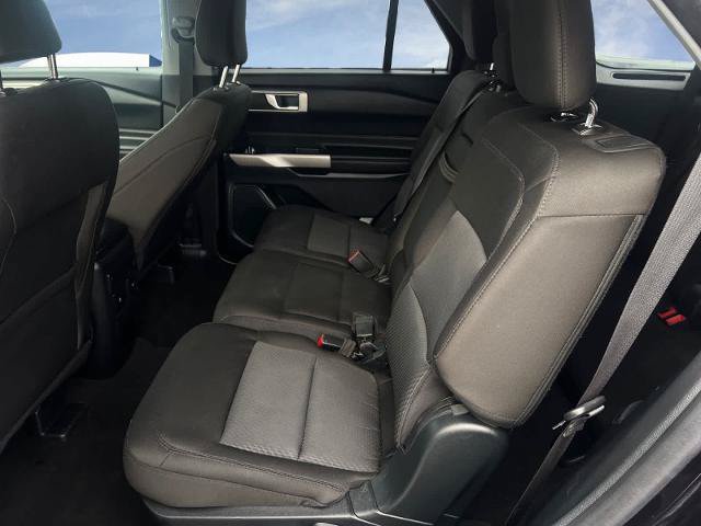Certified 2023 Ford Explorer XLT RWD image 13