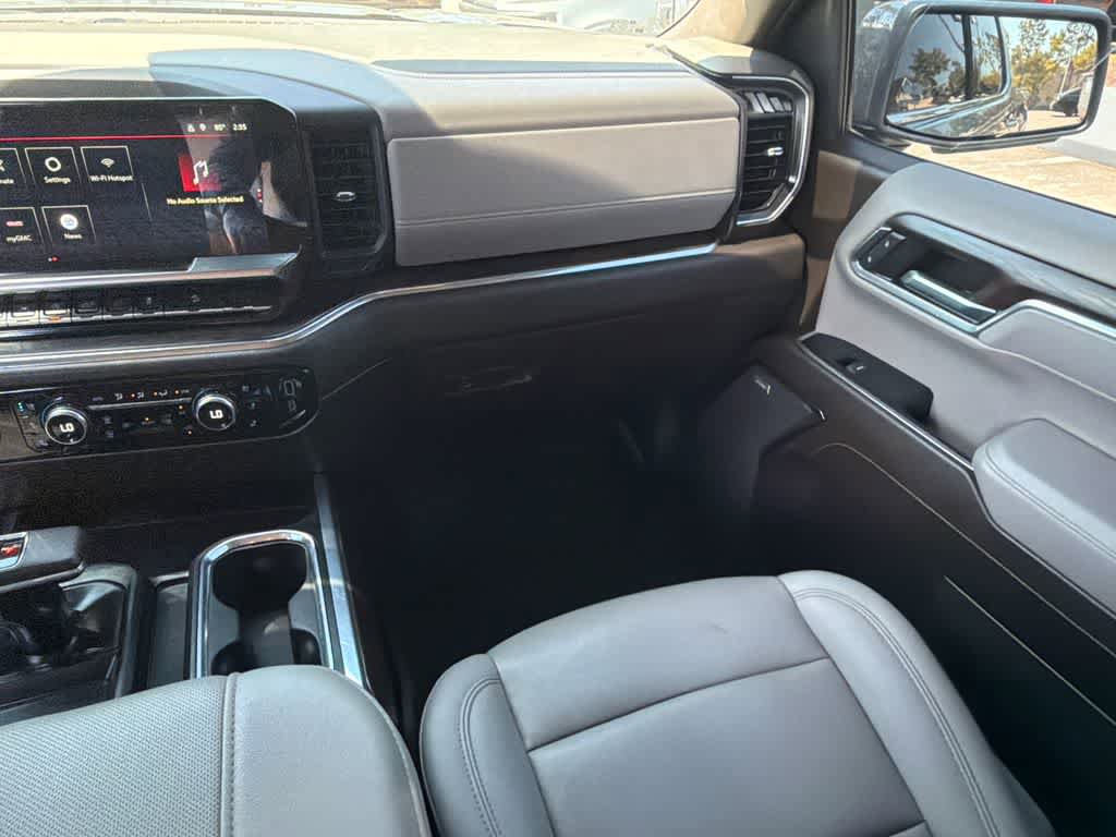 Used 2023 GMC Sierra 1500 SLT w/ SLT Premium Package AWD/4WD image 20