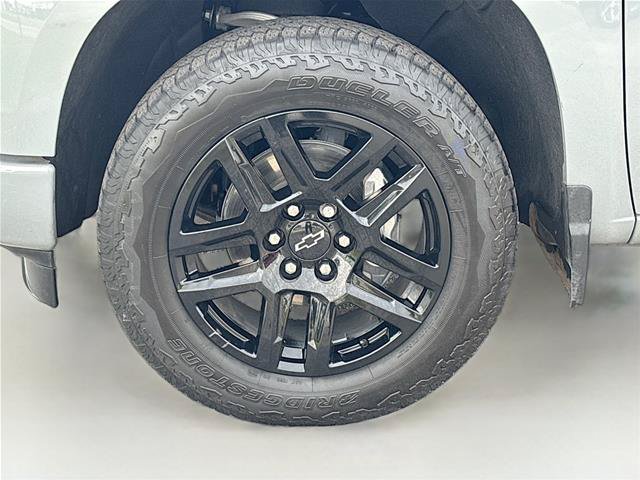 Used 2025 Chevrolet Silverado 1500 Custom w/ Turbomax Blackout Package RWD image 31