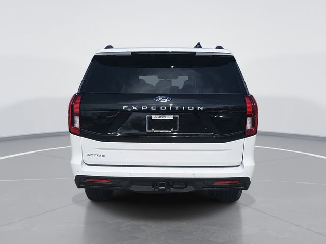 Certified 2025 Ford Expedition Active image 4