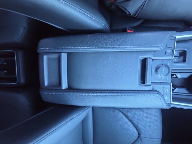 Used 2024 Toyota Grand Highlander AWD Hybrid image 27