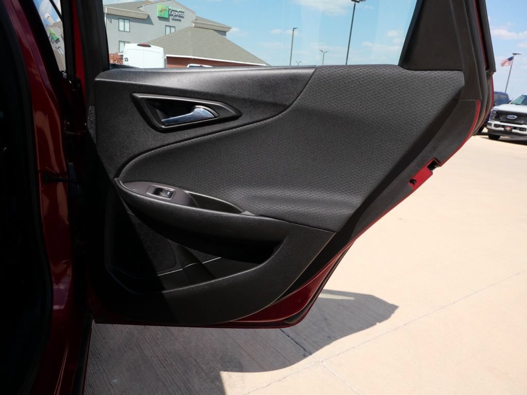 Used 2021 Chevrolet Malibu RS FWD image 14