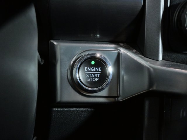 Certified 2023 Ford F150 Lariat w/ Equipment Group 502A High AWD/4WD image 24