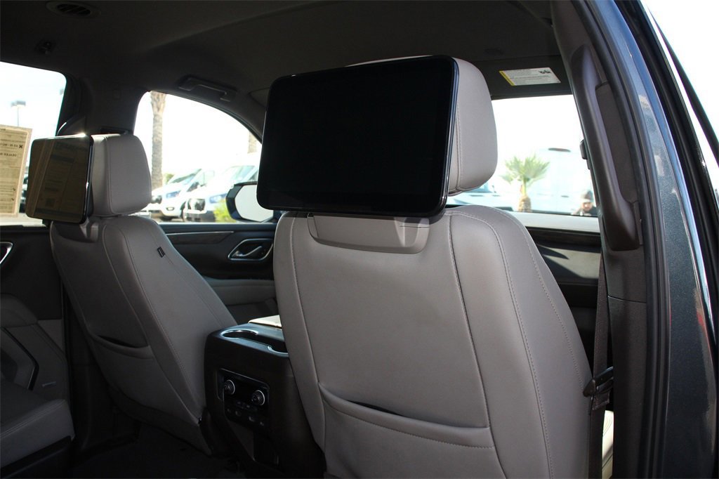 Used 2021 Chevrolet Tahoe Z71 w/ Rear Media and Nav Package image 28