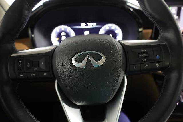 Used 2023 INFINITI QX60 Sensory w/ Vision Package AWD/4WD image 15