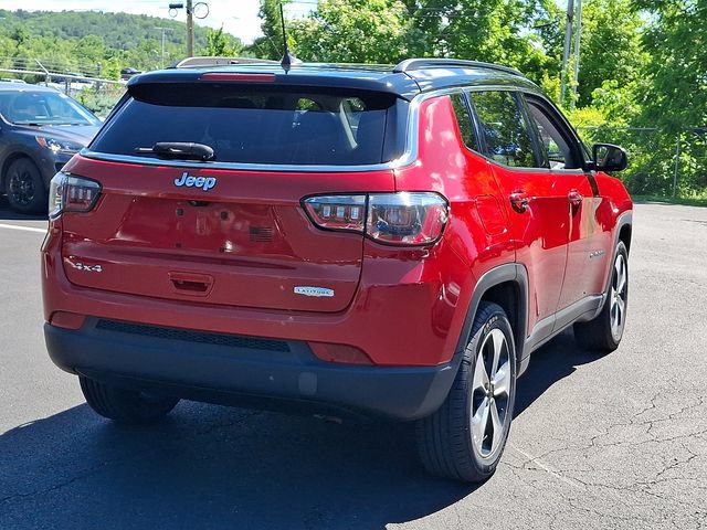 Used 2018 Jeep Compass Latitude w/ Popular Equipment Group AWD/4WD image 13