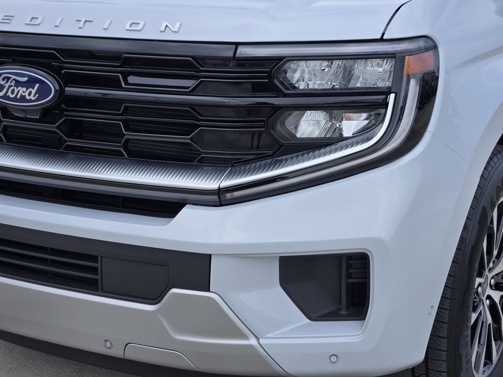 Certified 2025 Ford Expedition Max Platinum AWD/4WD image 10