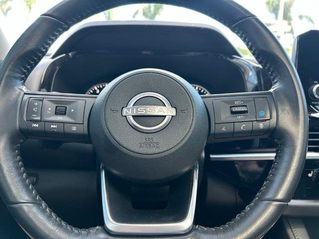Used 2024 Nissan Pathfinder SV w/ SV Premium Package FWD image 23
