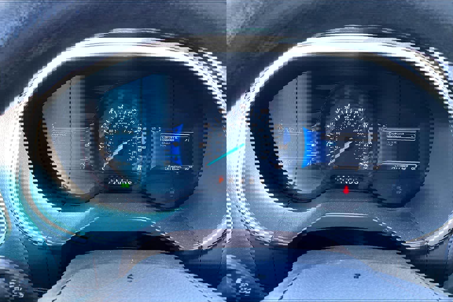 Certified 2021 Ford Edge SE FWD image 19