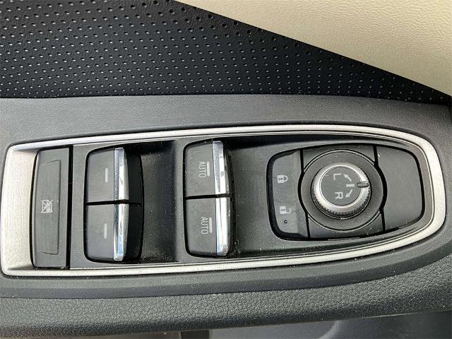 Used 2022 Subaru Ascent Limited image 21