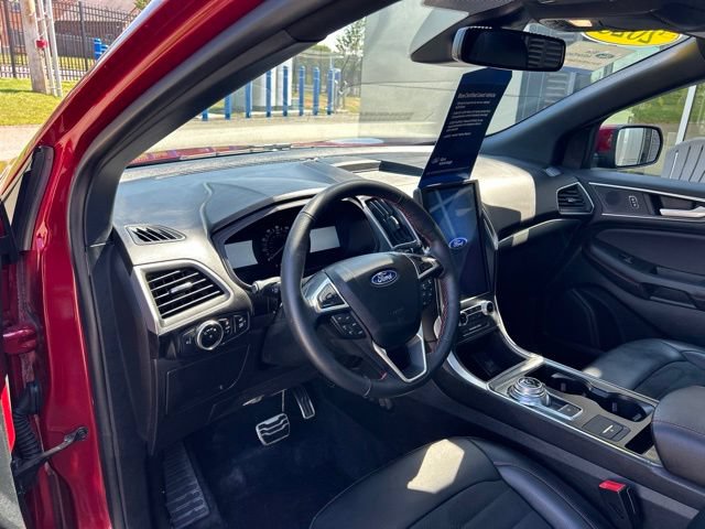 Certified 2023 Ford Edge ST-Line w/ Class II Trailer Tow Package AWD/4WD image 16