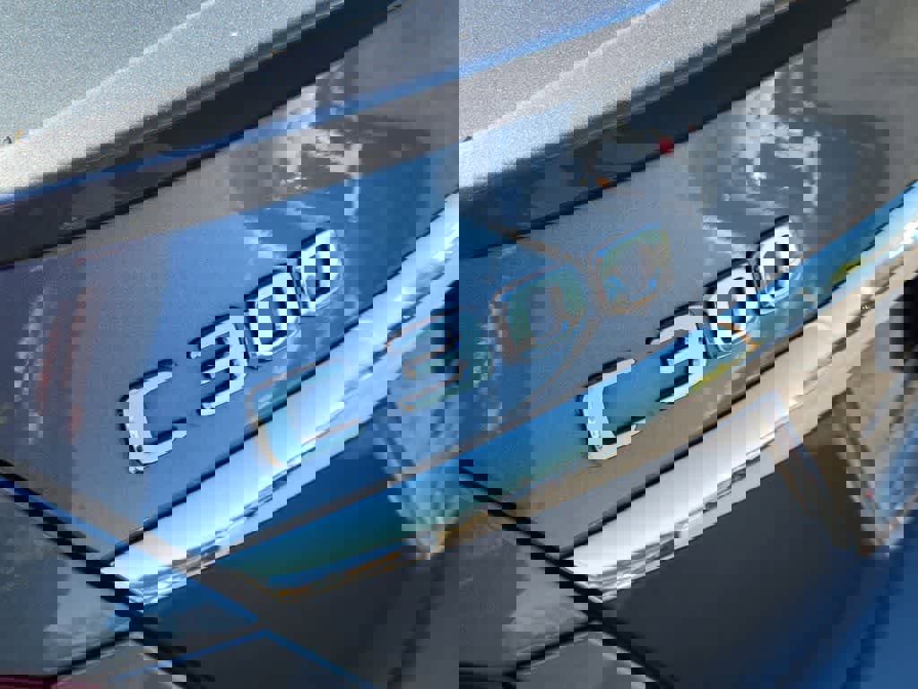 Used 2018 Mercedes-Benz C 300 C 300 image 5